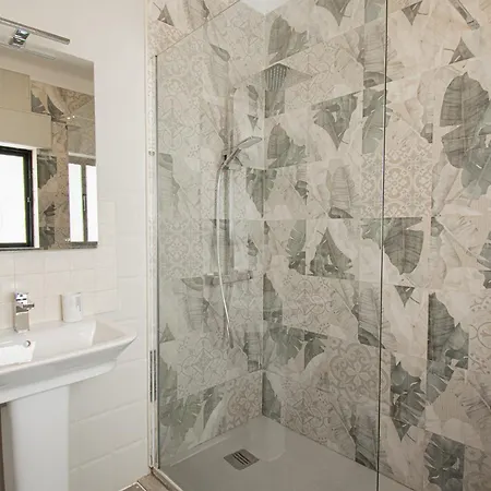 Guest house Ufitness Retreat *